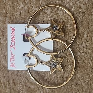 Betsey Johnson Earrings (NWOT)